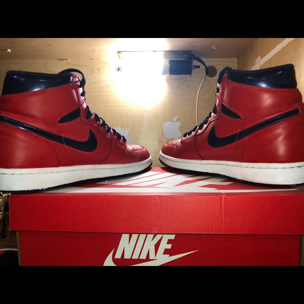 *SOLD* Air Jordan 1 Letterman 555088-606 Size 8.5 - Picture 3 of 8